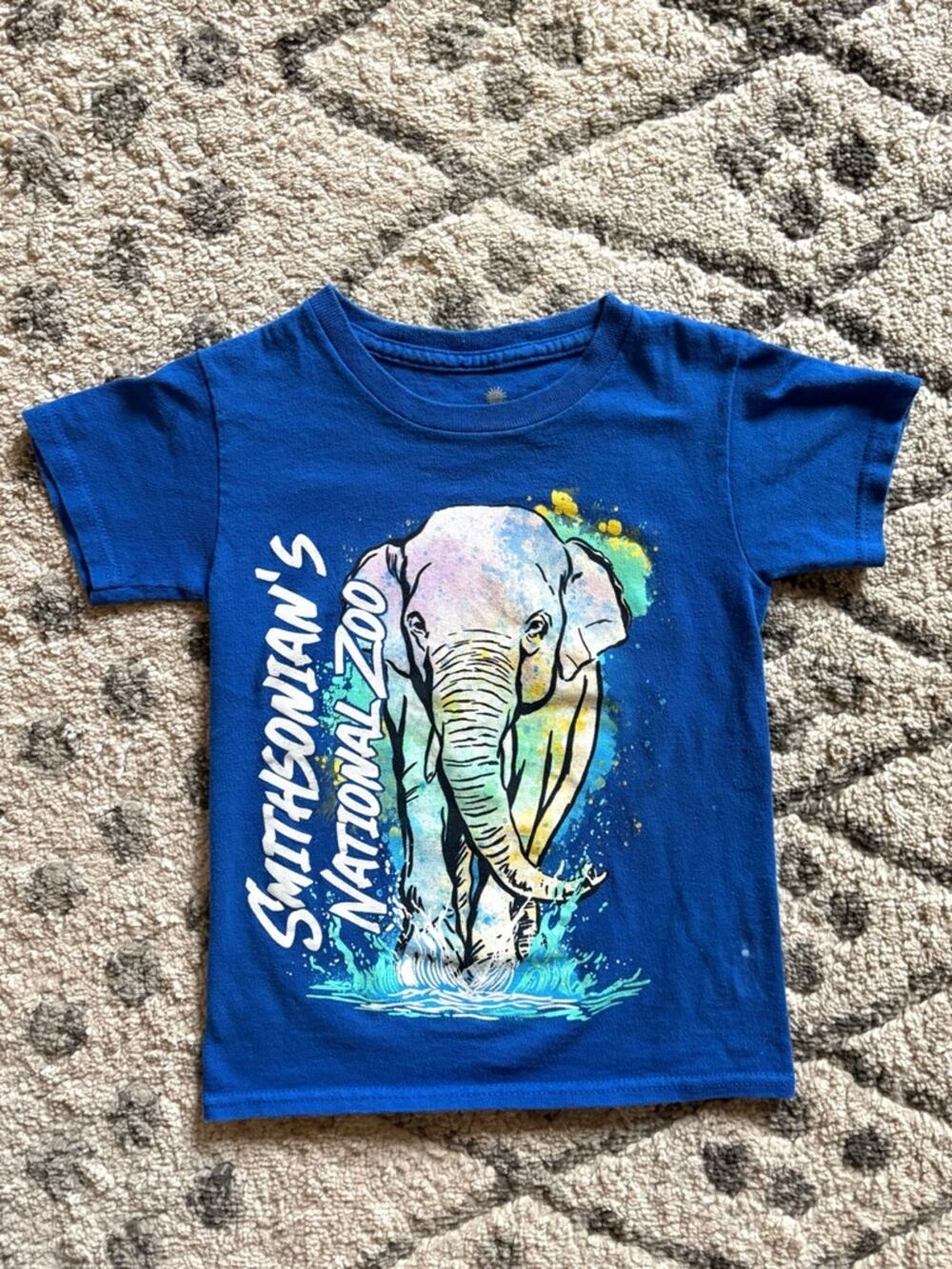 Smithsonian national zoo elephant tourist tshirt